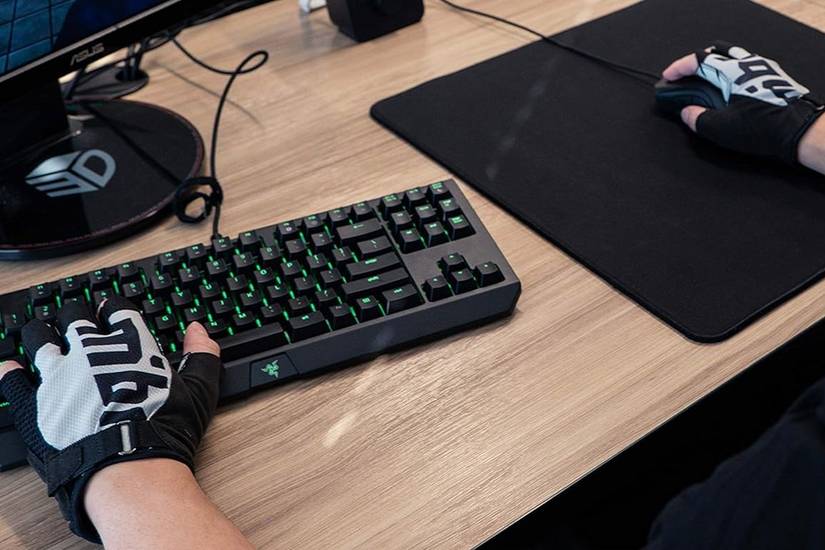 The Best Gaming Gloves of 2023