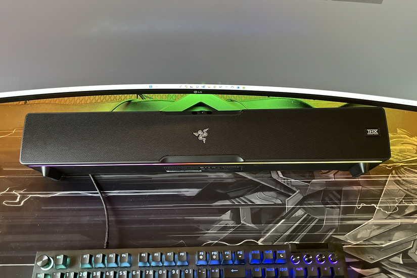 【値下げ】Razer LEVIATHAN v2 PRO Razer Leviathan Pro V2 Review: Powerful Audio and Signature RGB