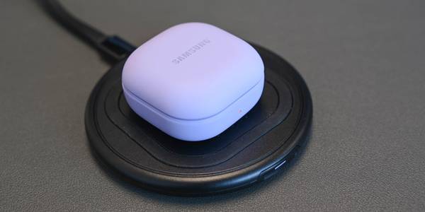 The Galaxy Buds2 Pro using wireless charging