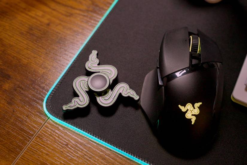 Razer Basilisk V3 Pro Review: Low Latency and High Performance
