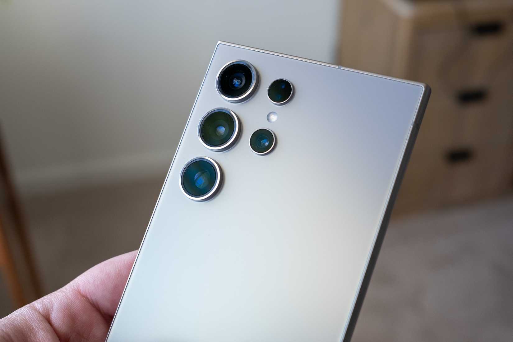 Cell Phones Rear Camera Here's What You Should Always Look for in a Smartphone Camera