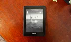 Kindle Paperwhite on desk