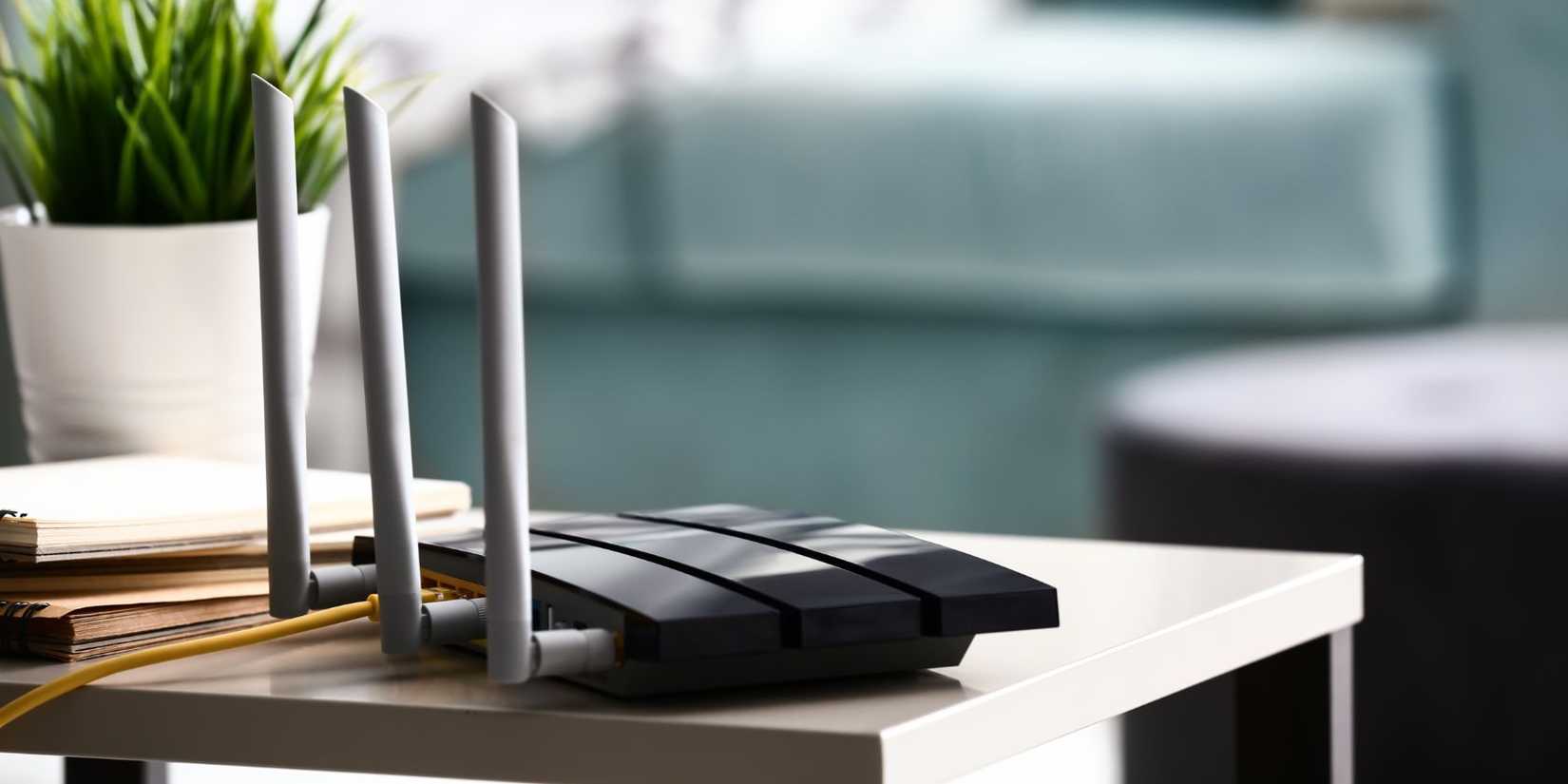Router Showing a Red Light? Try These 6 Fixes