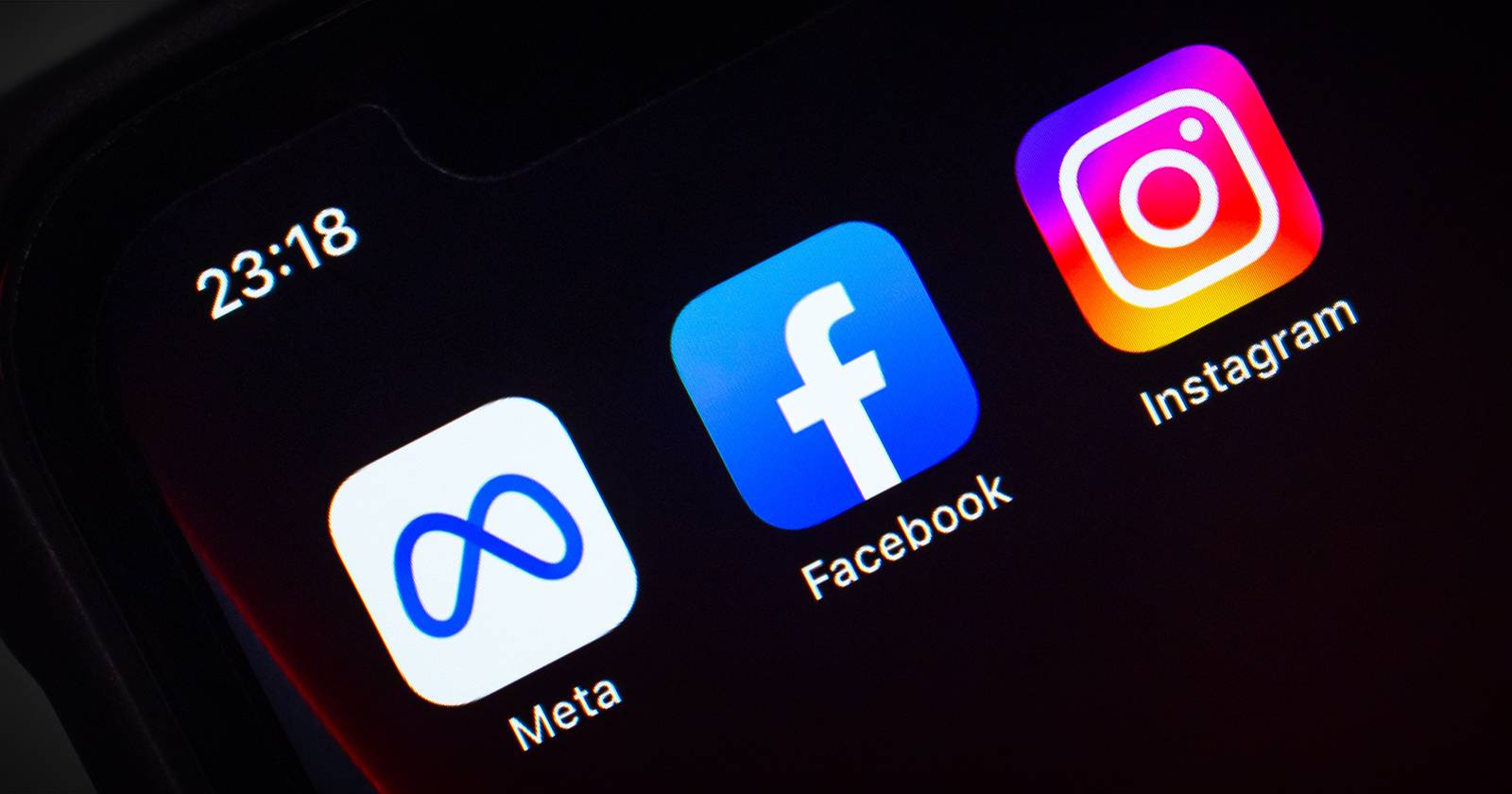 You Can Now Use Meta AI on Instagram and Facebook, but Should You?