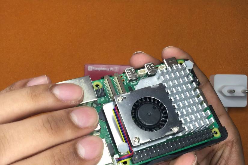 This Cheap Official Raspberry Pi Upgrade Is a Game-Changer