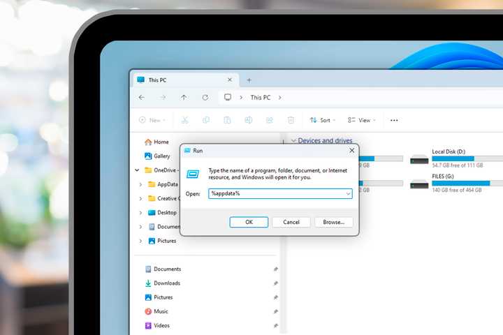 Windows 11 File Explorer with 'Run' open.