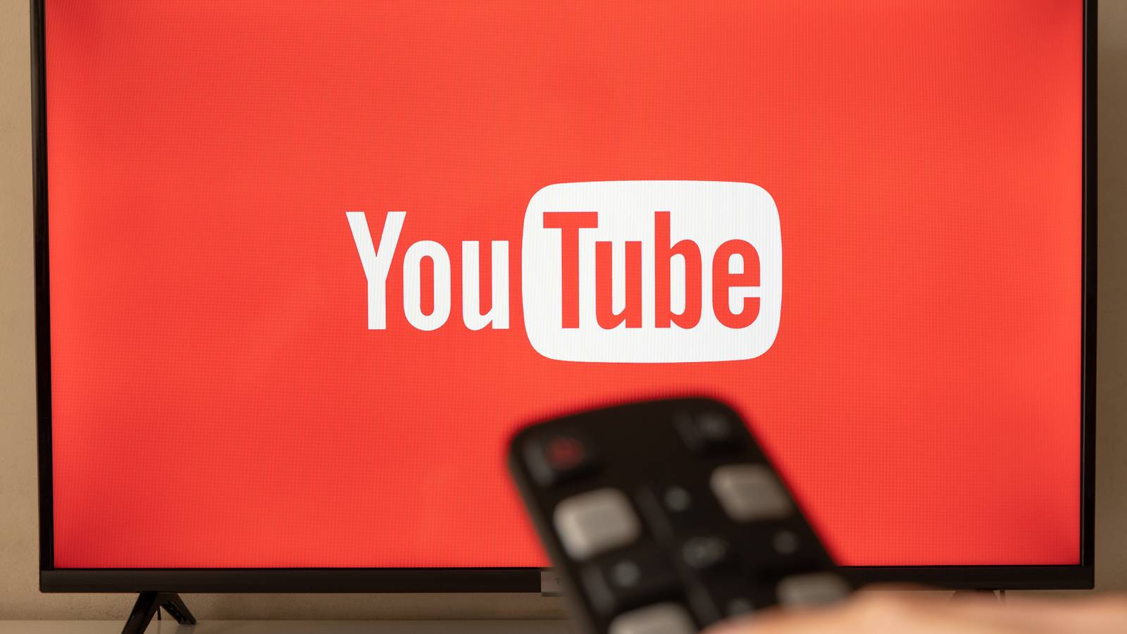 YouTube is replacing TV, but two big hurdles remain