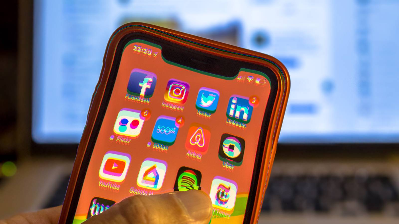 Is Your Phone Display Flickering? Try These 7 Fixes