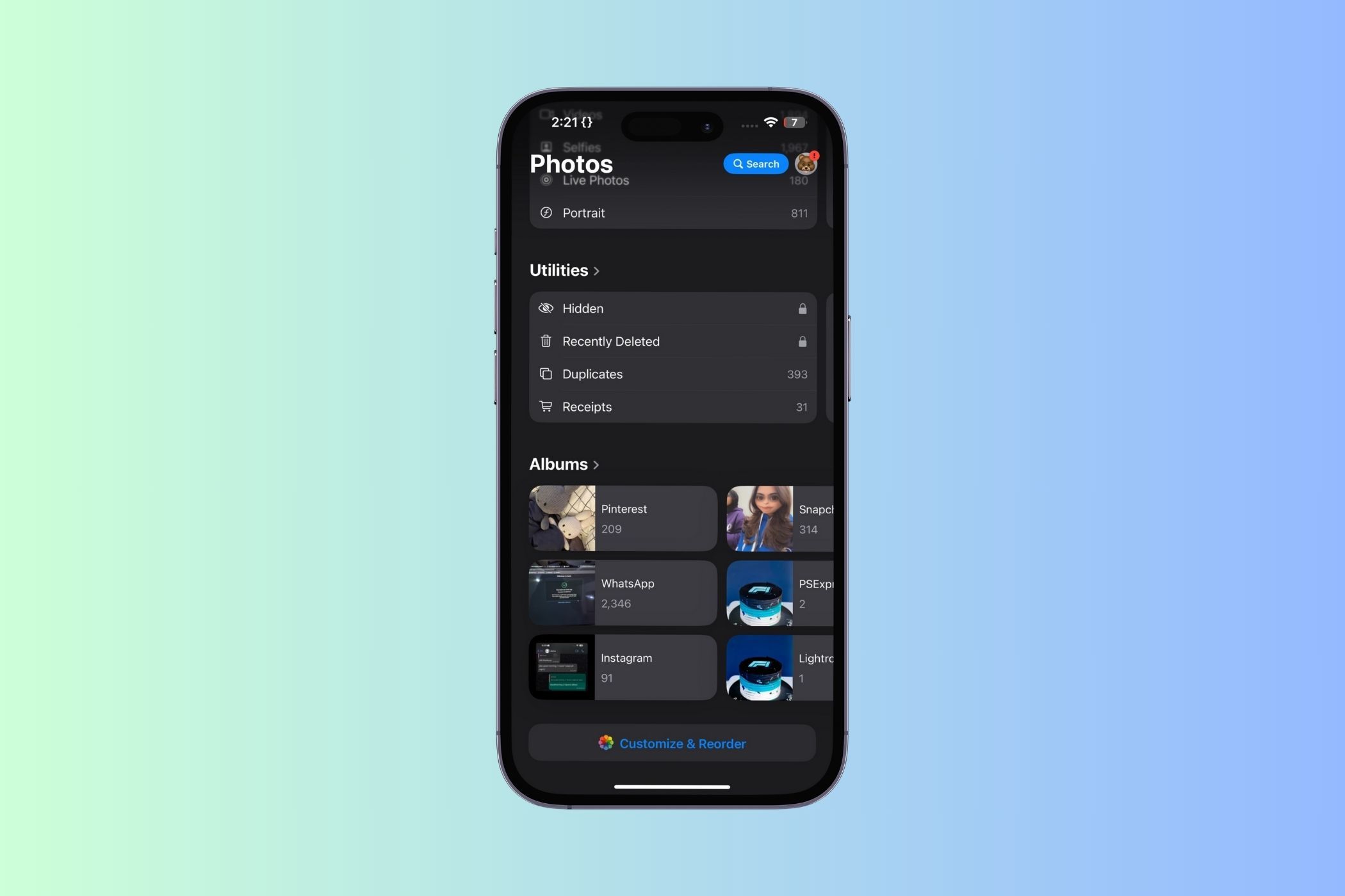 Here's How to Declutter Your iPhone's Photos App in iOS 18