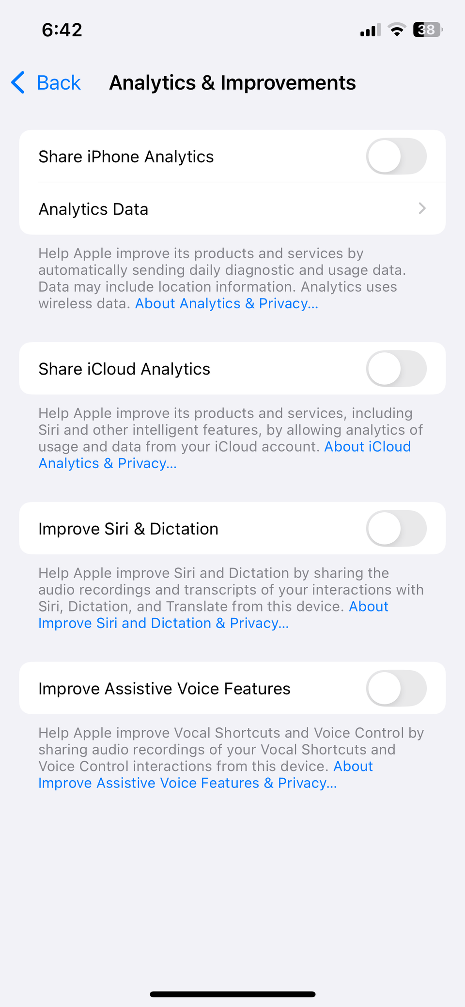 9 Default Settings I Changed Right After Getting a New iPhone