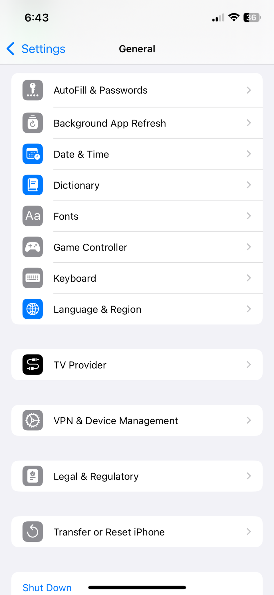9 Default Settings I Changed Right After Getting a New iPhone