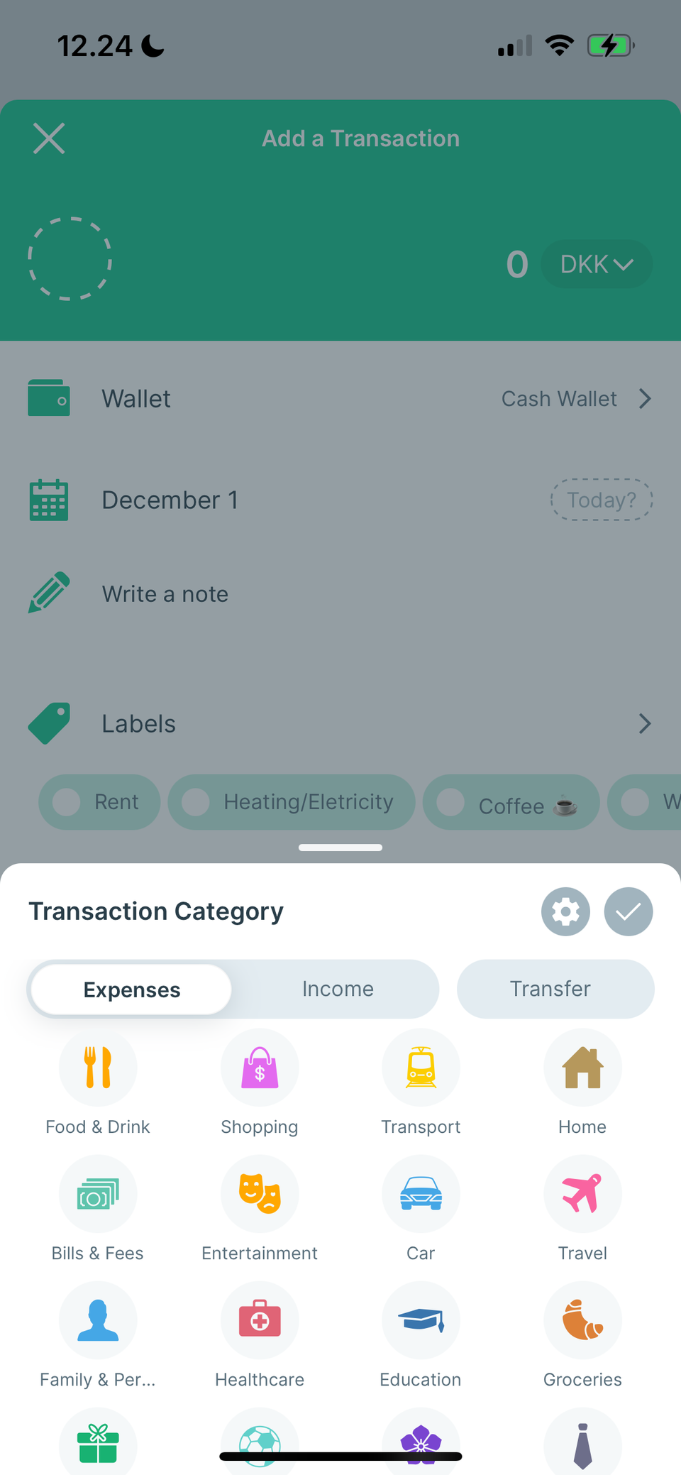 I Use This App to Track My Monthly Expenses