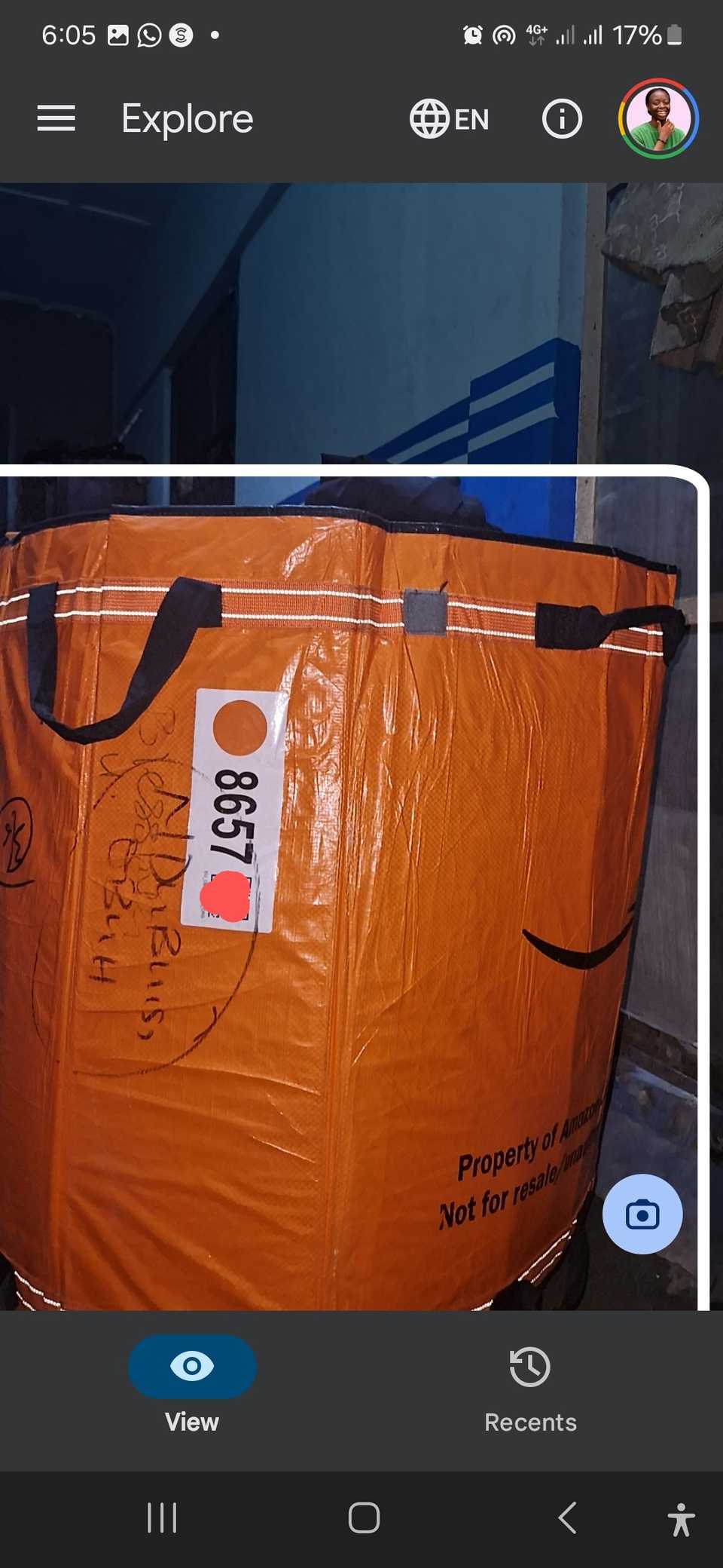 A container being identified by the Lookout app on mobile