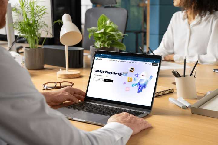 laptop on table showing terabox homepage