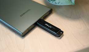 The PNY Elite X Type C flash drive plugged into a Samsung phone-2.jpg