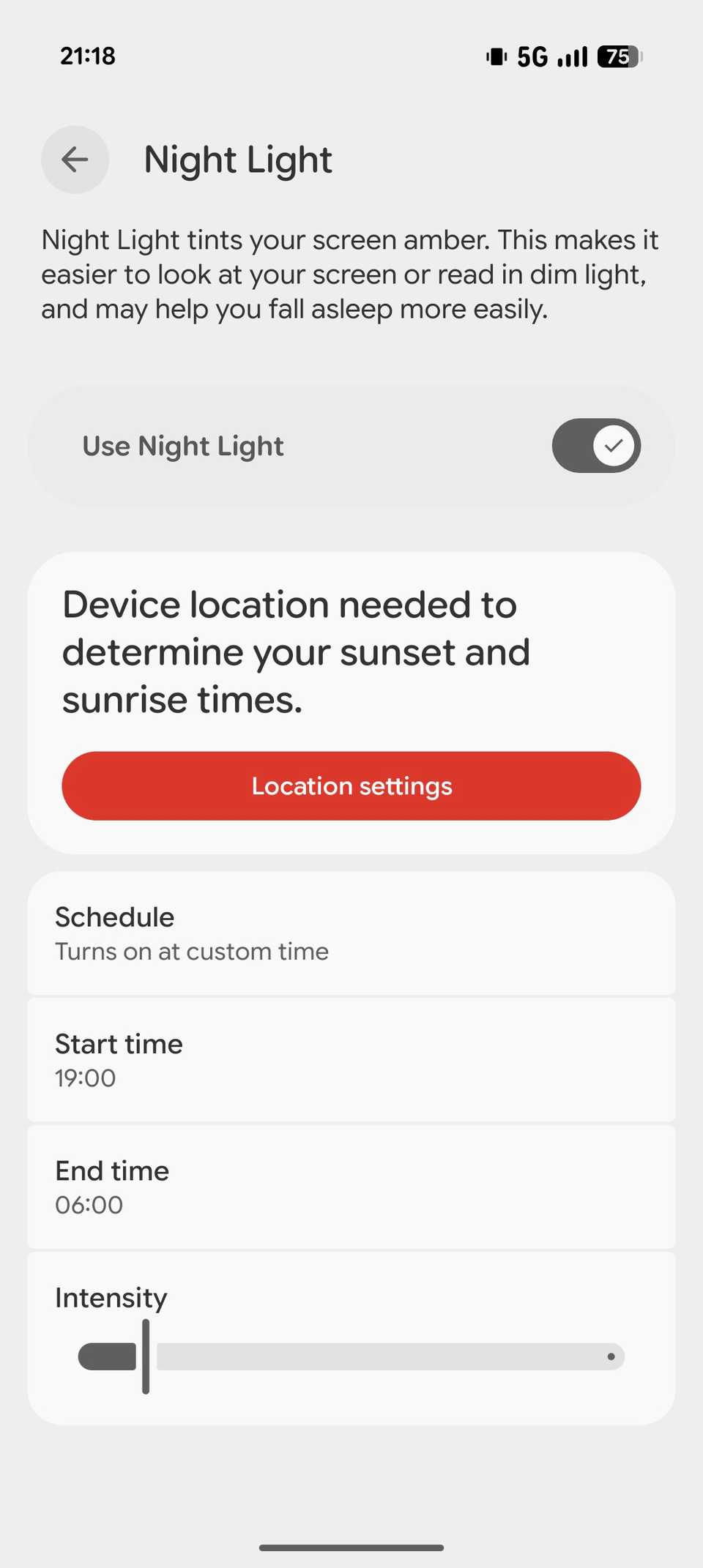 Scheduling the Night Light feature on a Pixel 10.