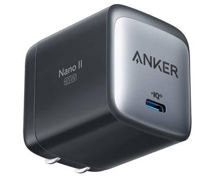 Anker Nano II 65w USB C 充電器。