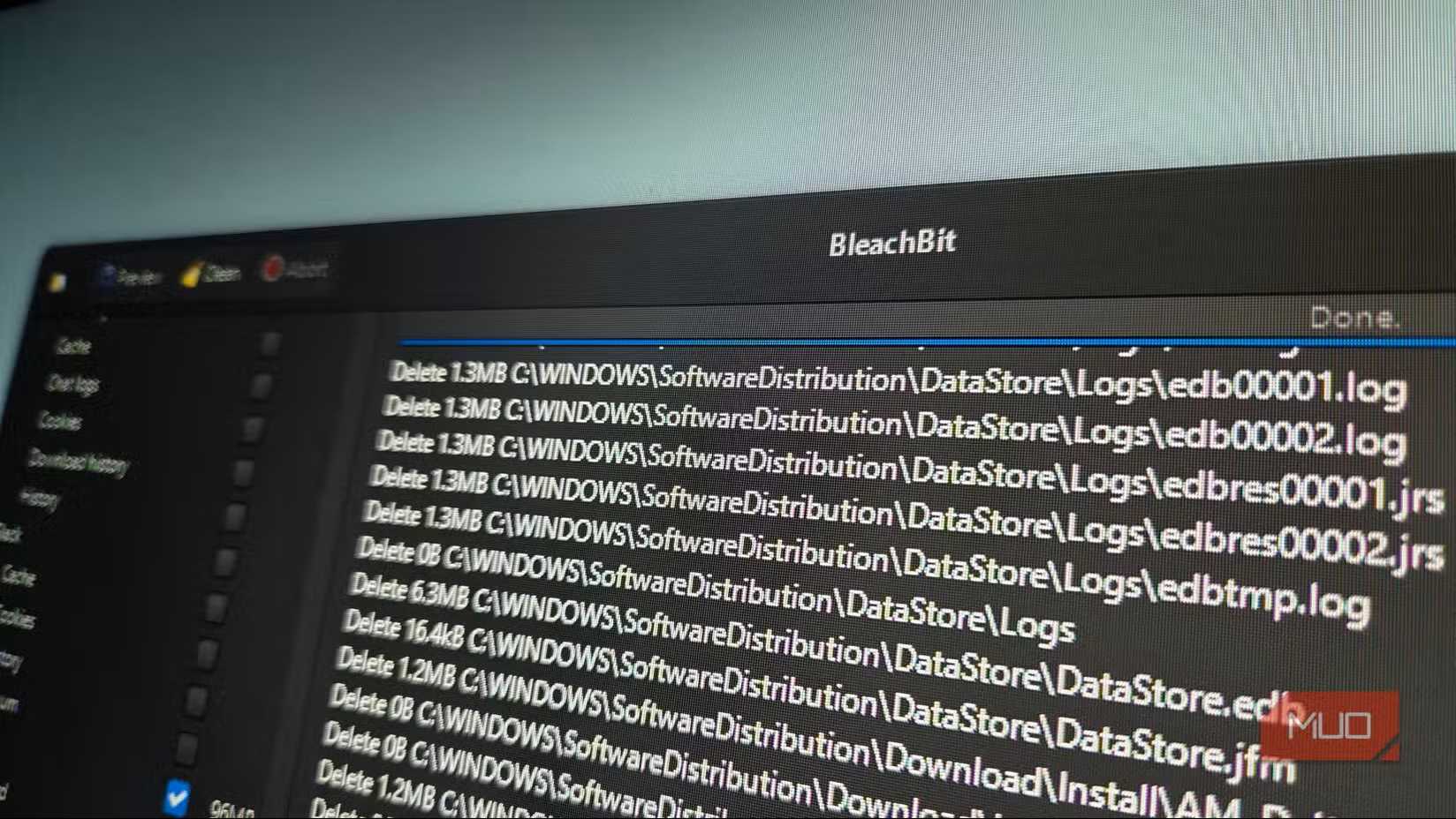 blachbit app open on a monitor display.