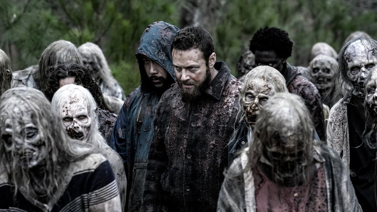People blend in with zombies on The Walking Dead