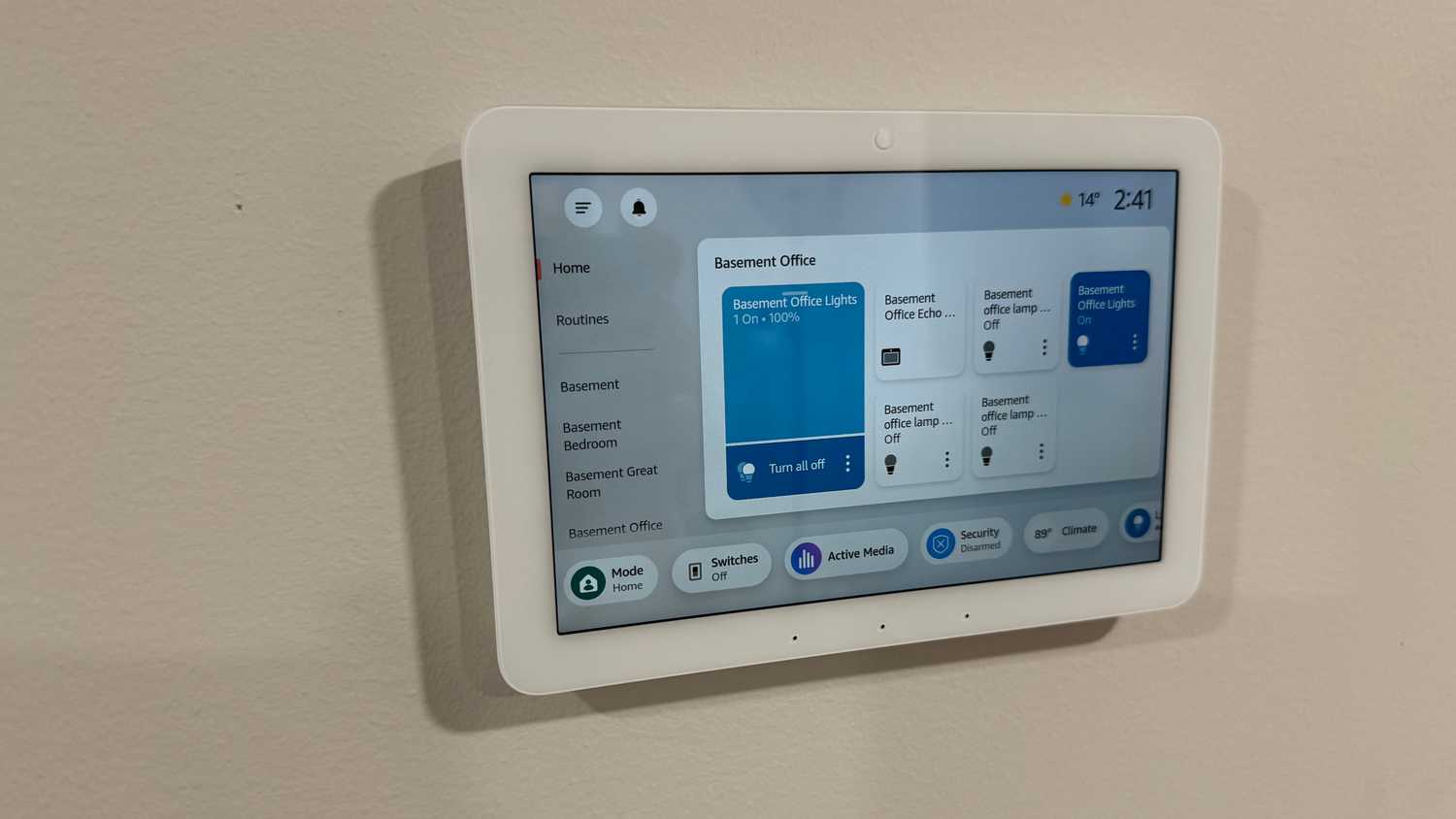 echo hub showing intiutive smart lighting control