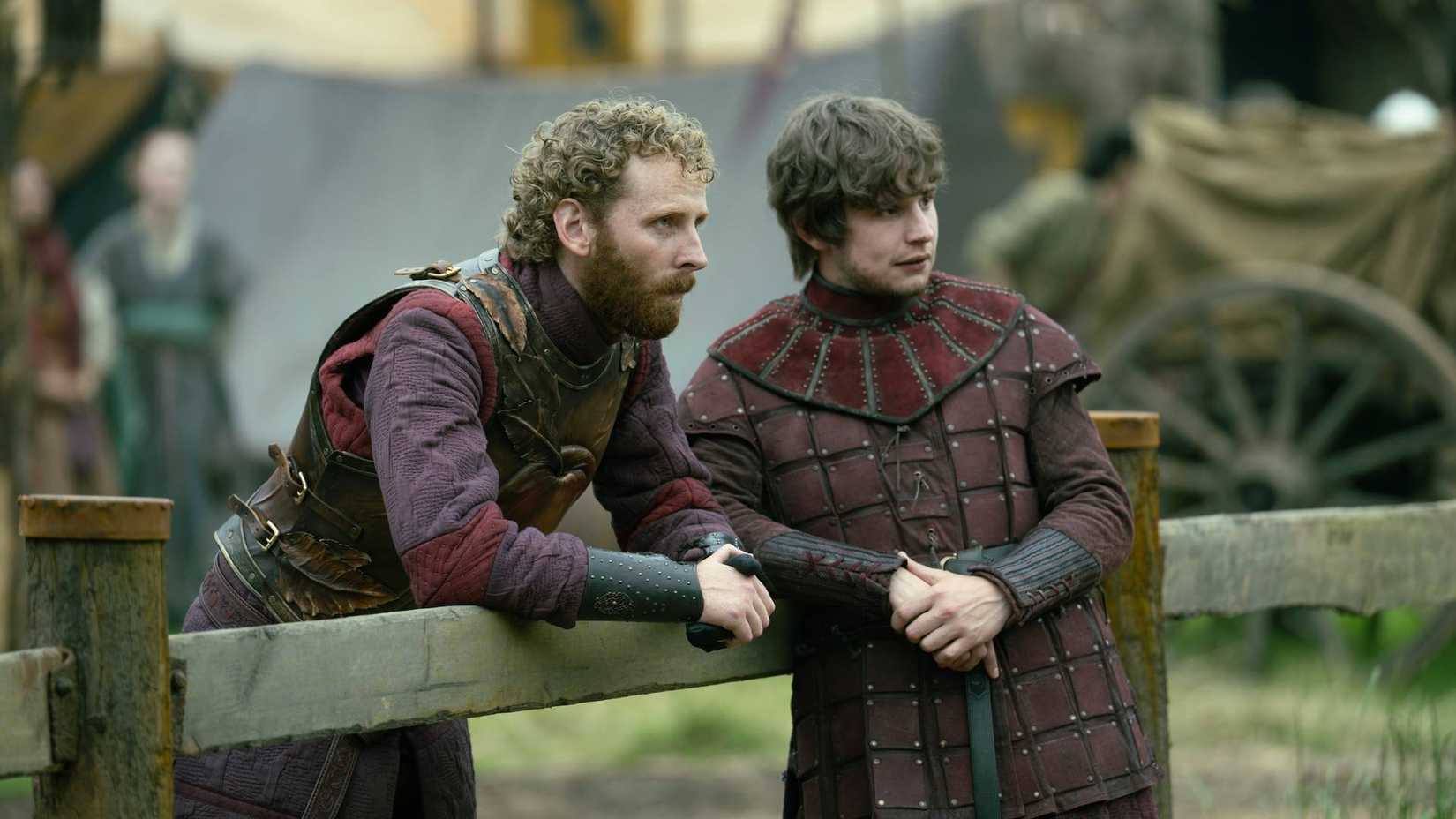 Edward Ashley and Shaun Thomas as Ser Steffon Fossoway and Raymun Fossoway in A Knight of the Seven Kingdoms