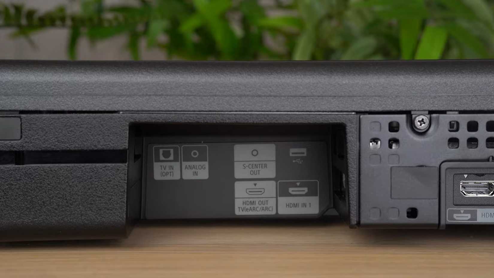 HDMI eARC সহ সমস্ত পোর্ট সহ একটি Sony সাউন্ডবার৷