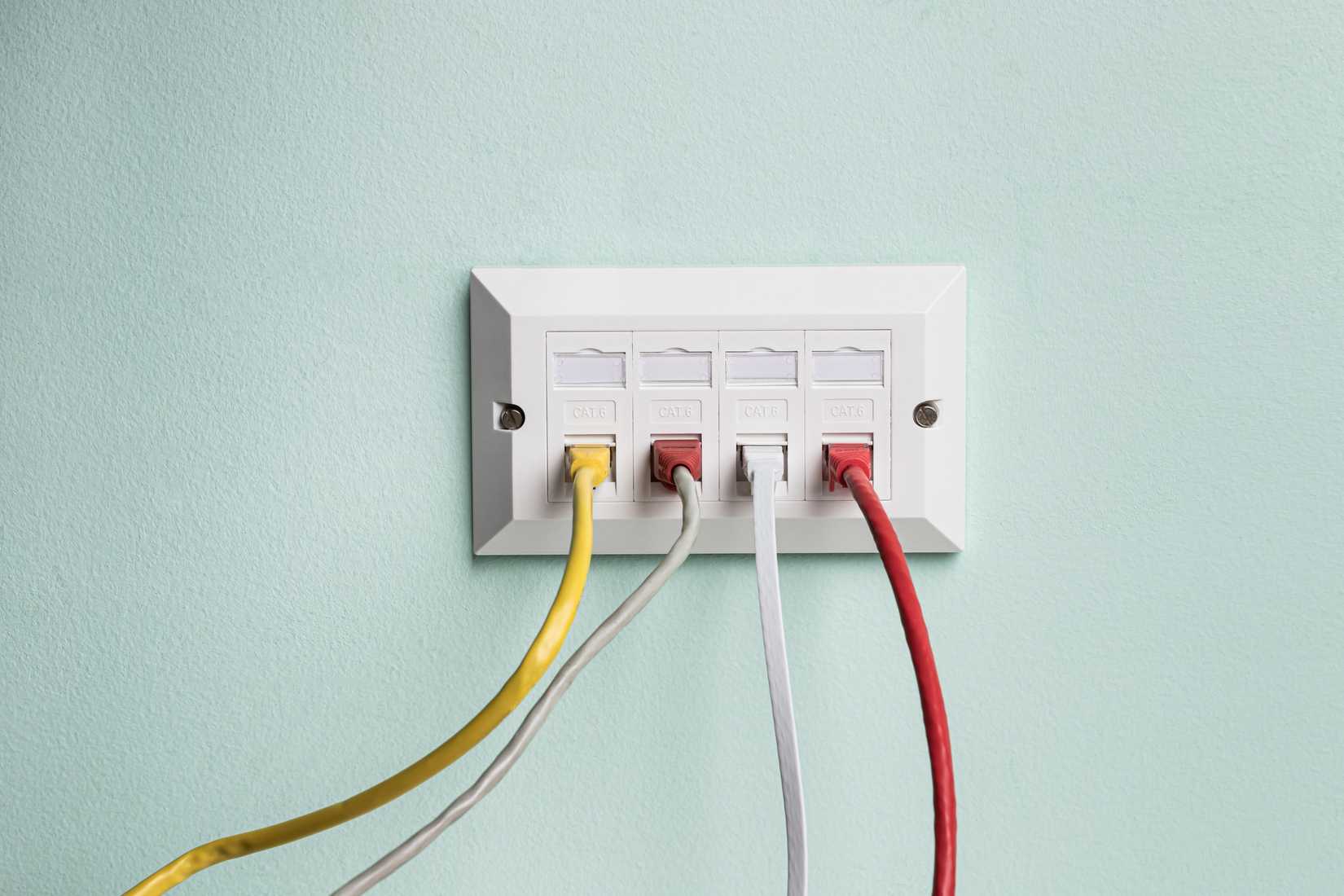 Multiple ethernet cables plugged in