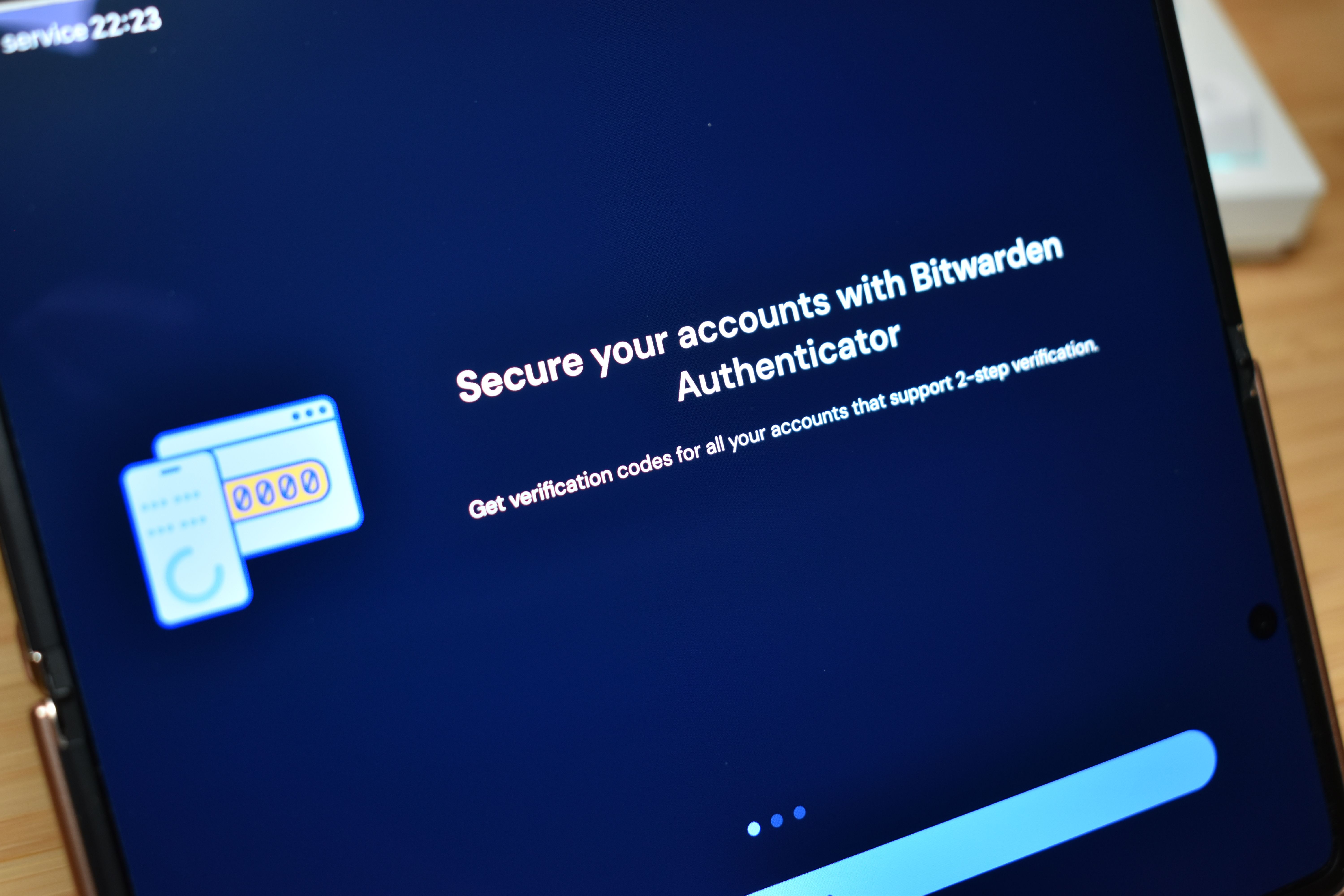 bitwarden authenticator app login