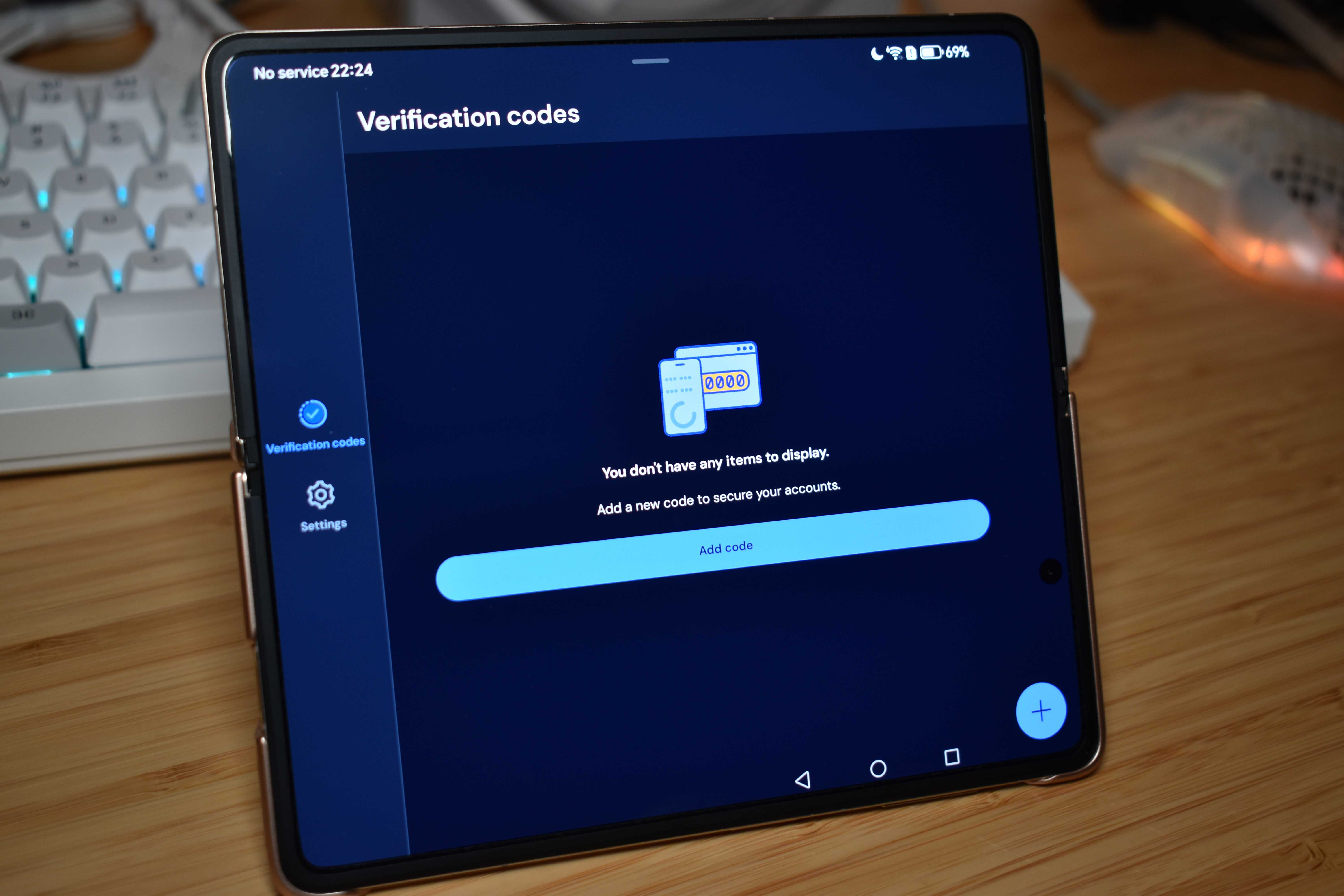 bitwarden authenticator app no codes