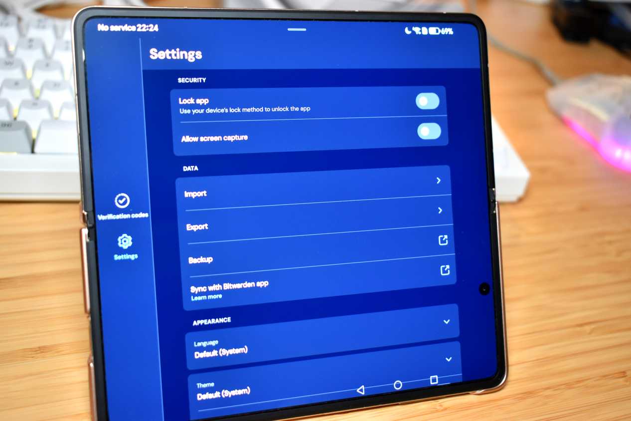 bitwarden authenticator app settings