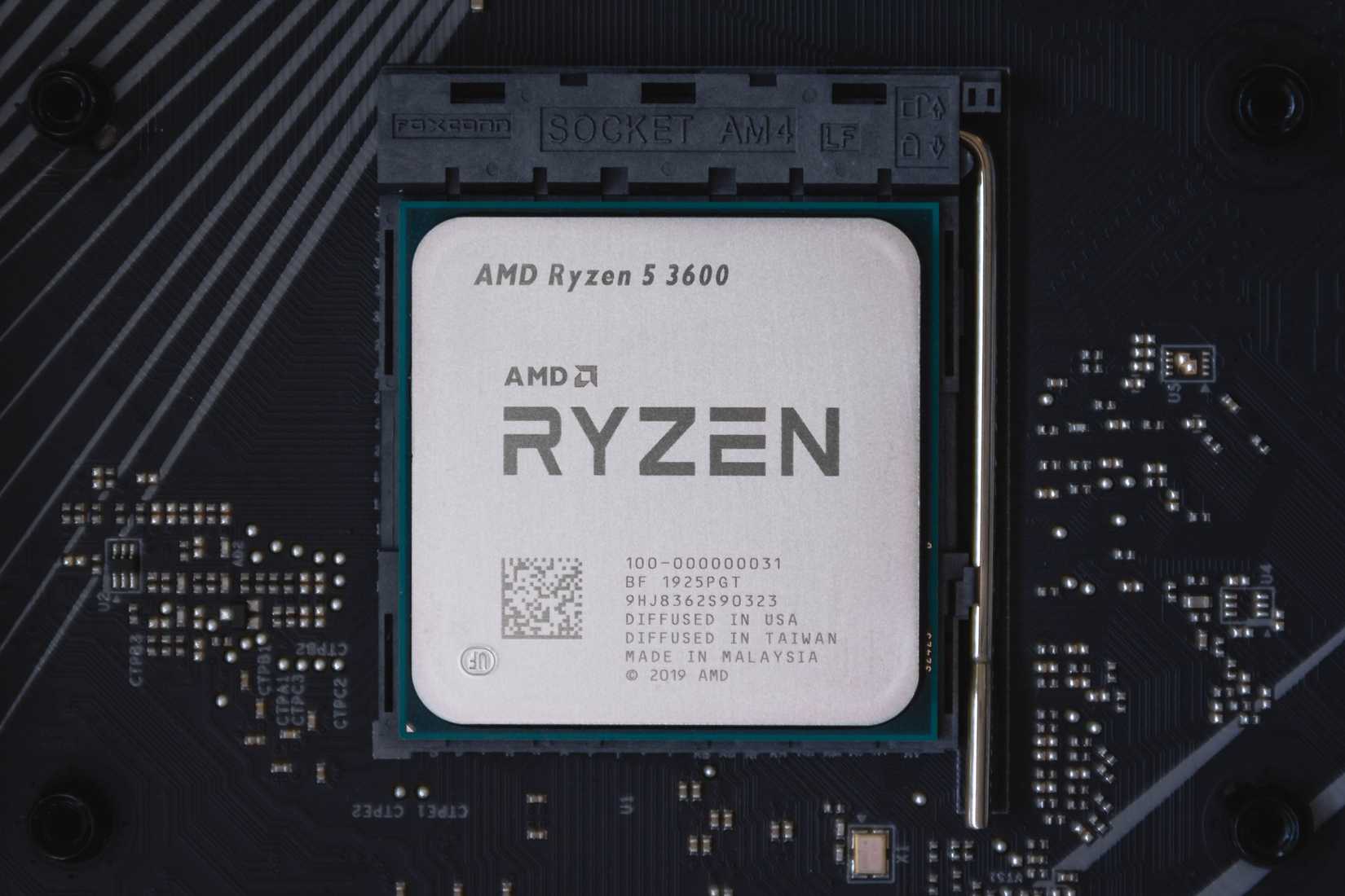 AMD Ryzen 5 3600 CPUの画像