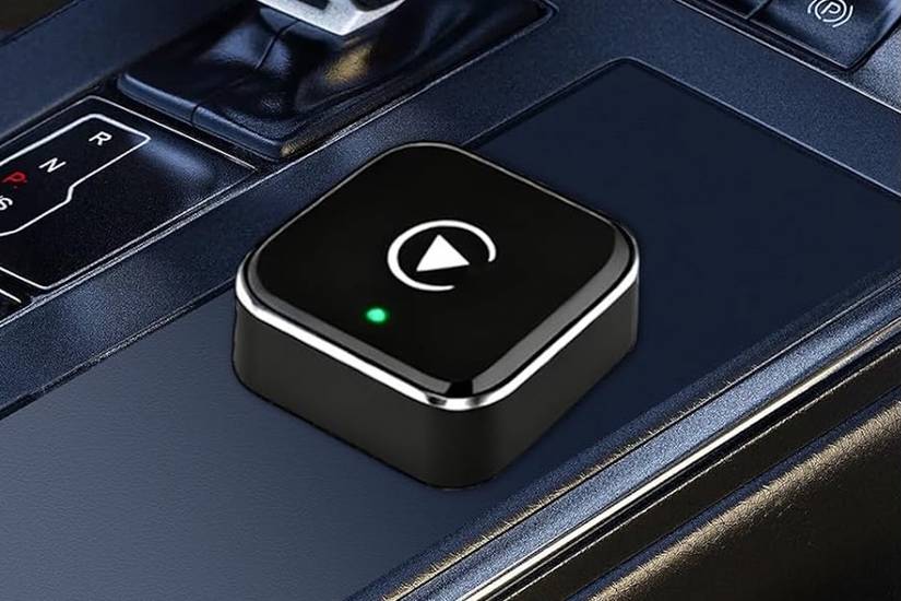 YFDUNV ワイヤレス CarPlay アダプター。