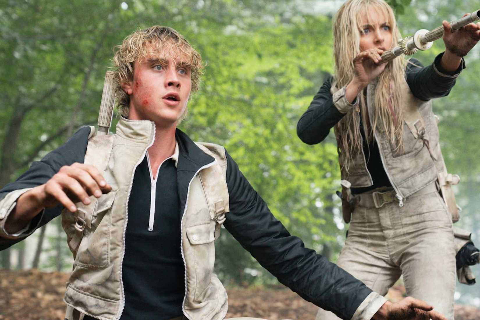 joseph-zada-and-mckenna-grace-in-the-hunger-games-sunrise-on-the-reaping