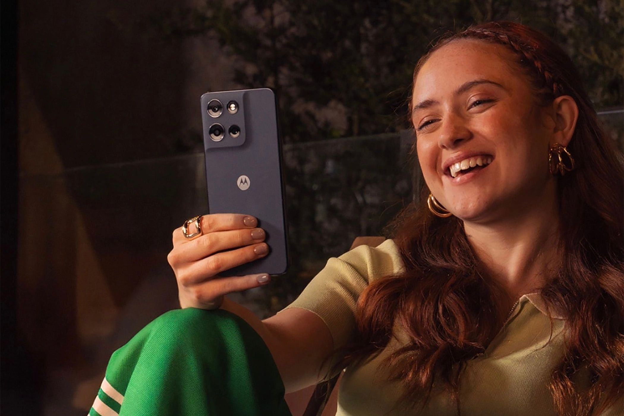 moto g 2026 with girl