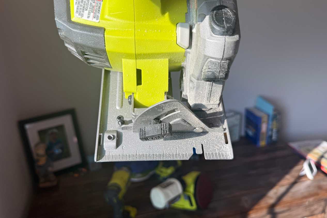 ryobi circular saw blade guide