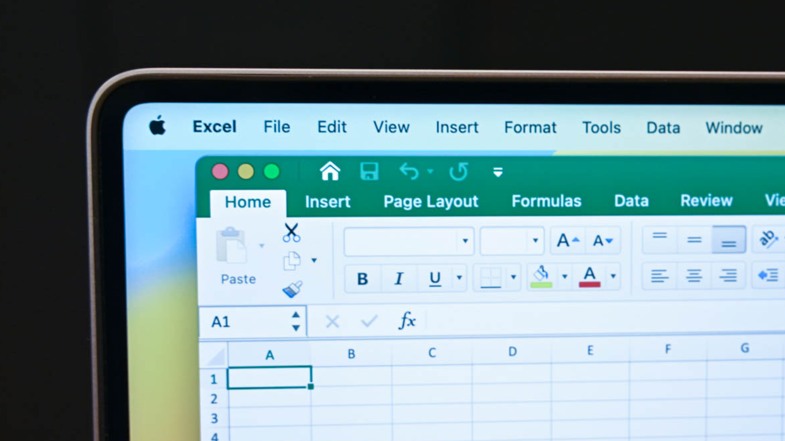 Excel has a paintbrush button most users never click — here's what it actually does