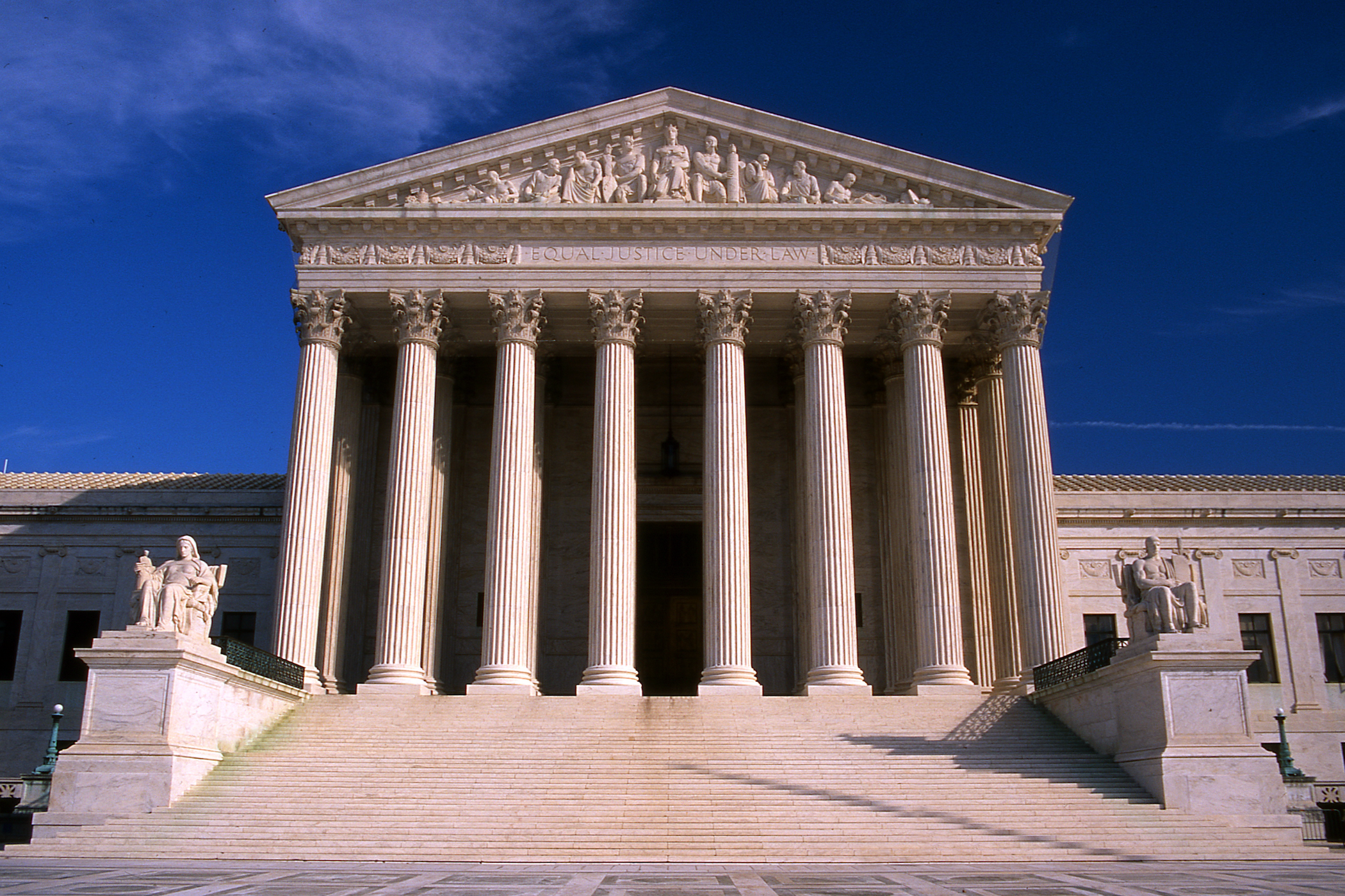 Exterior view of the Supreme Court building.-1