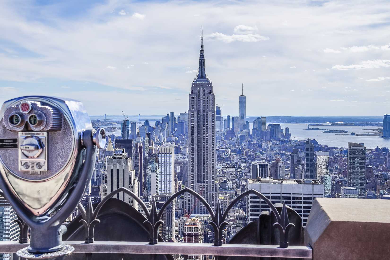 New York view of Empire State Building