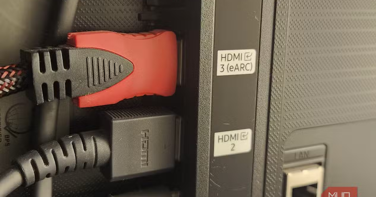 makeuseof.com - Oluwademilade Afolabi - The 'HDMI 2.1' label on your TV might be lying, legally