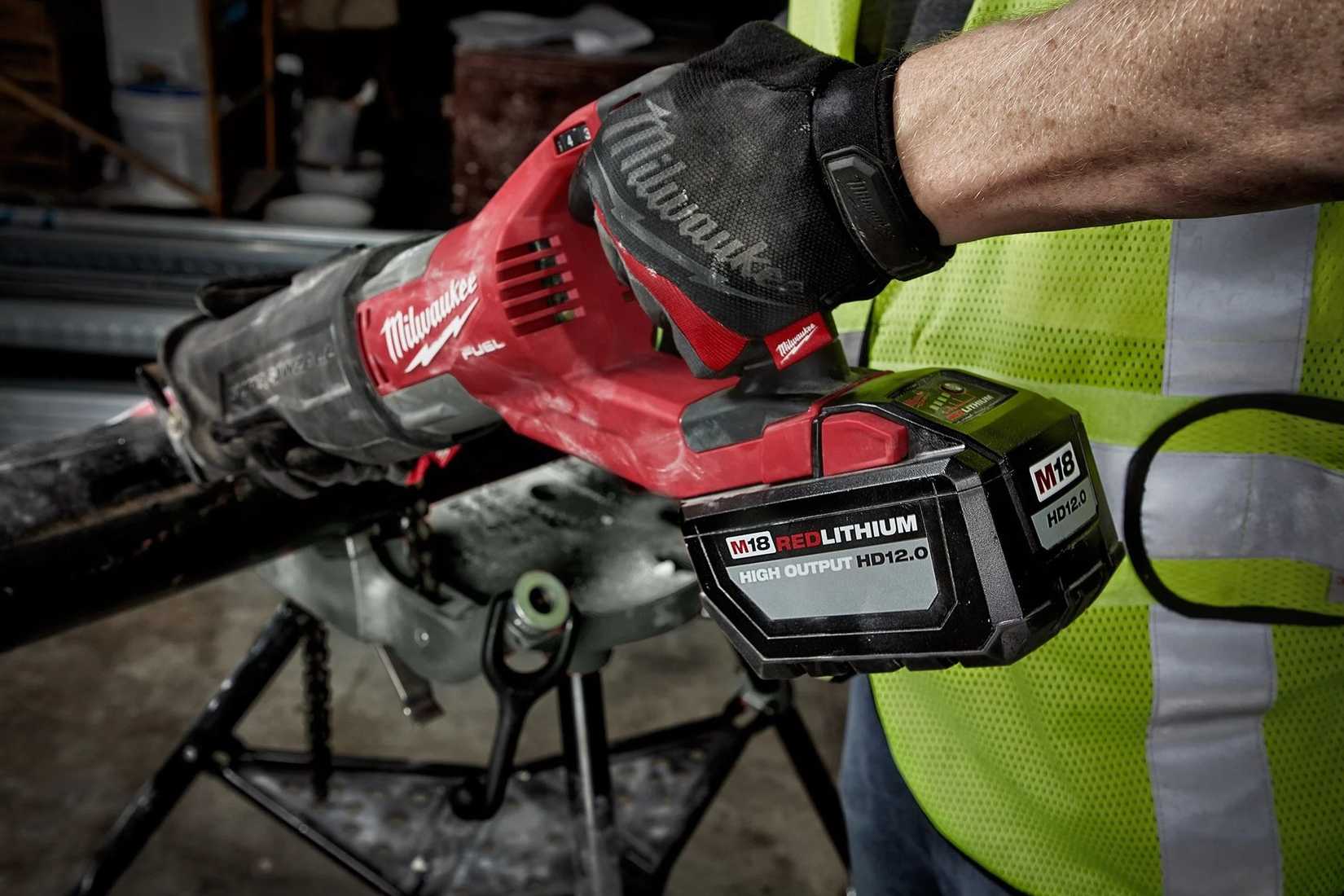 m18 high output battery milwaukee