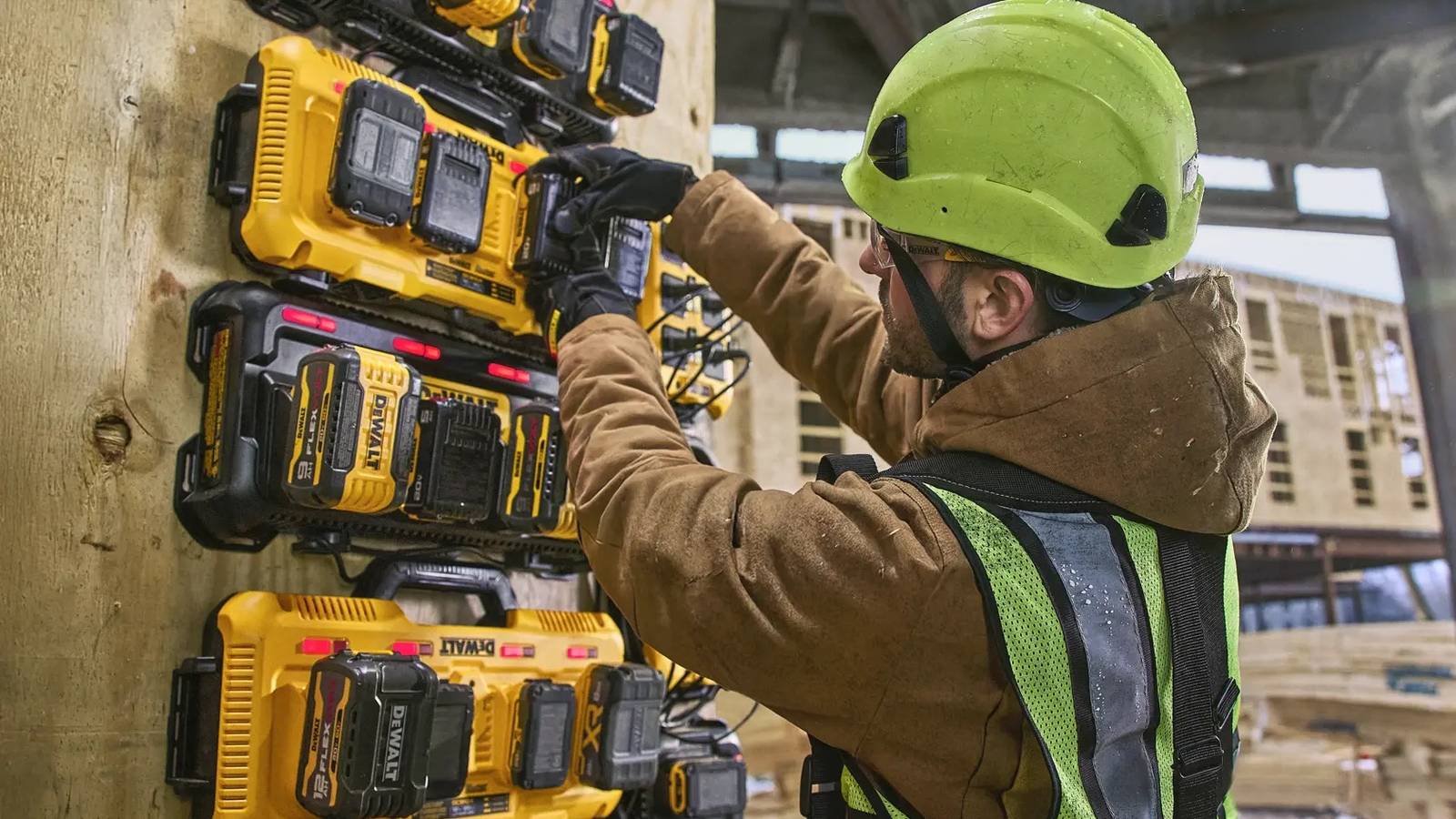 Ryobi, Milwaukee, and DeWalt aren’t really selling you tools anymore Ryobi, Milwaukee, and DeWalt aren’t really selling you tools anymore