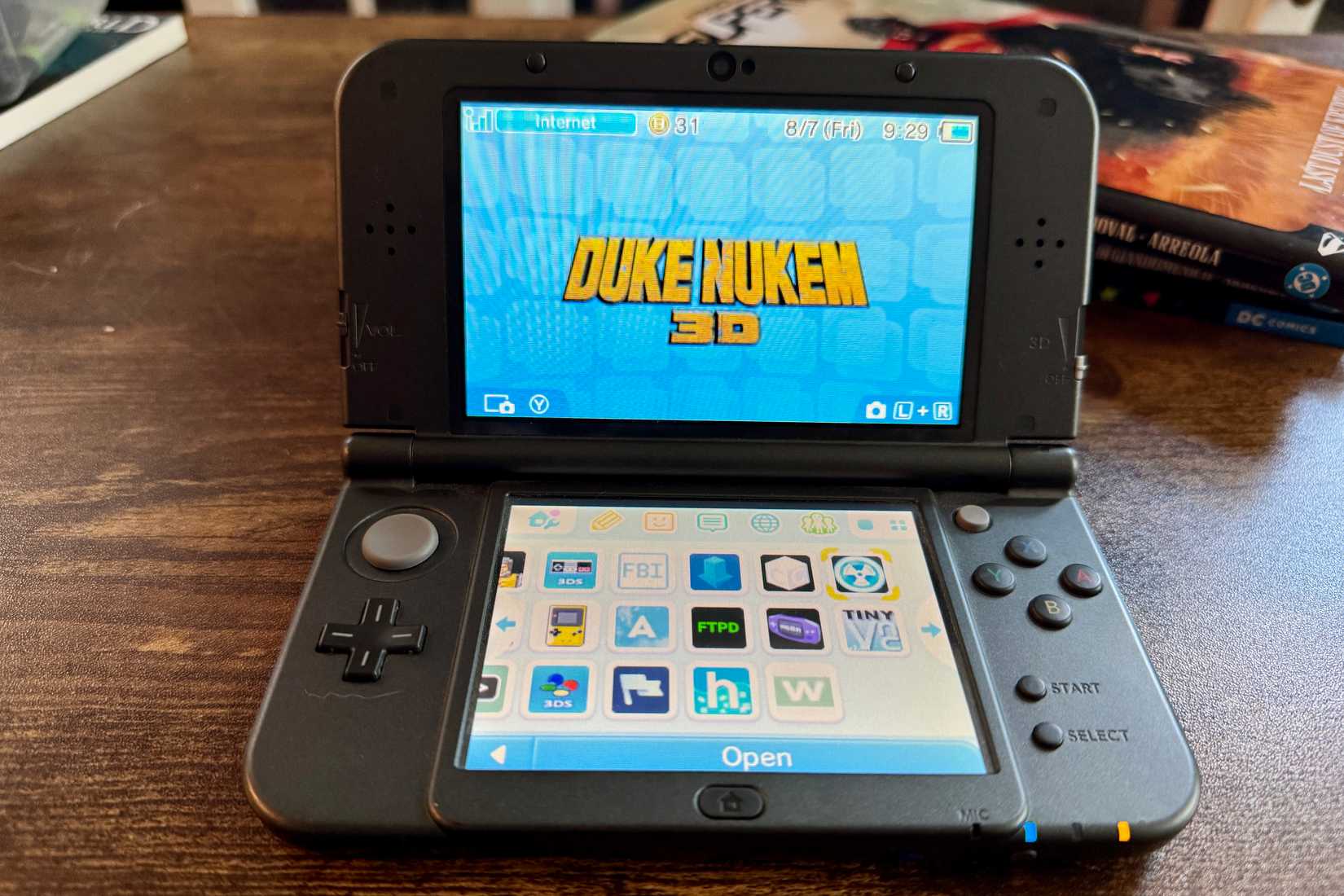 Duke Nukem screen on 3DS XL