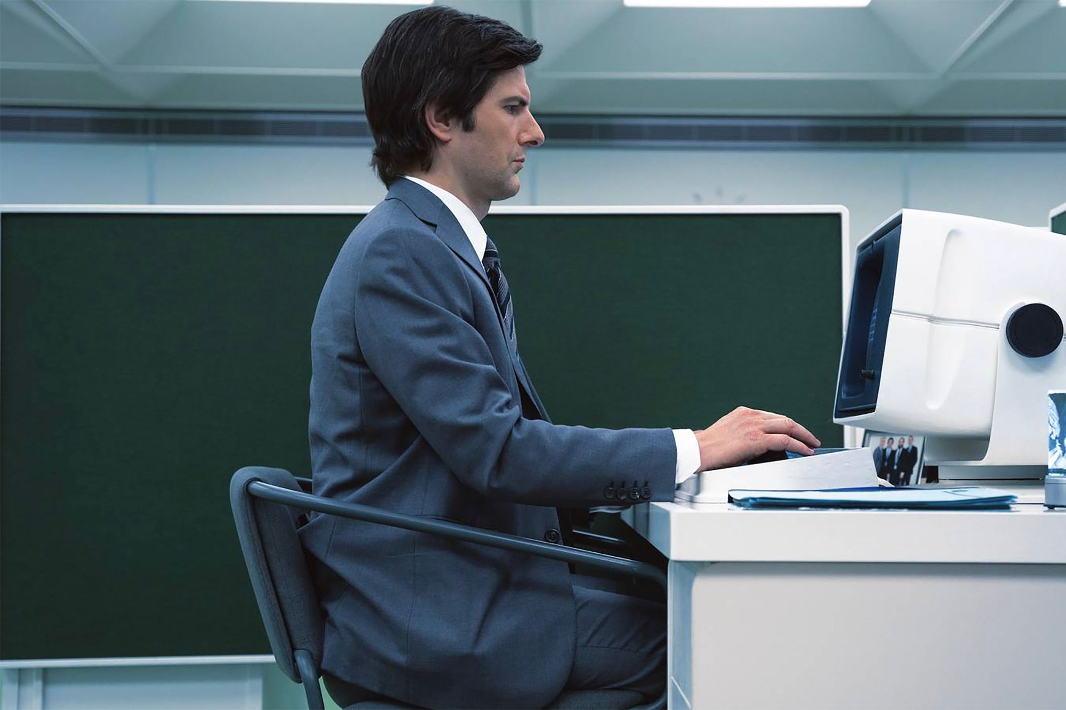 6 TV shows that turned the most boring jobs imaginable into gripping drama