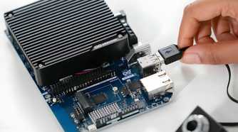 arduino-ventuno-q-context-2