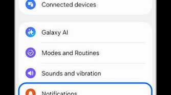 Samsung settings menu with the Notifications option highlighted