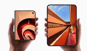 Two hands holding the iPhone Duo both open and closed.