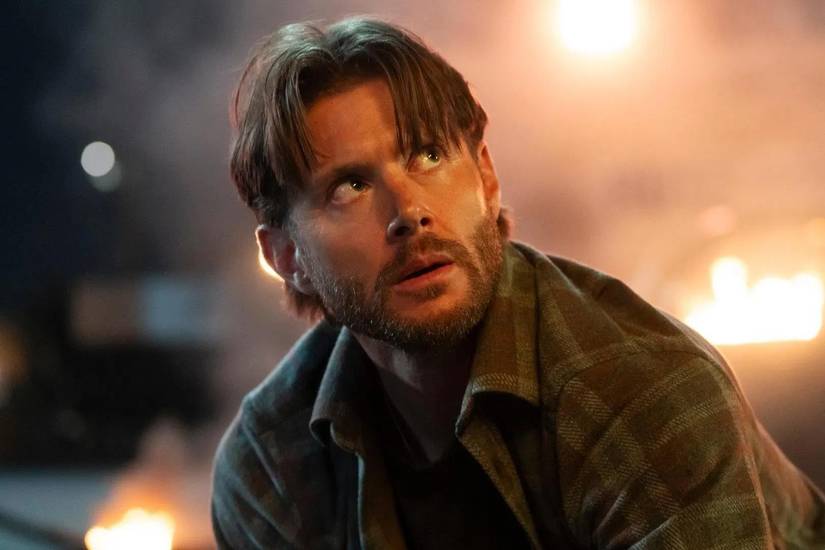 Jensen Ackles as Detective Mark Meachum