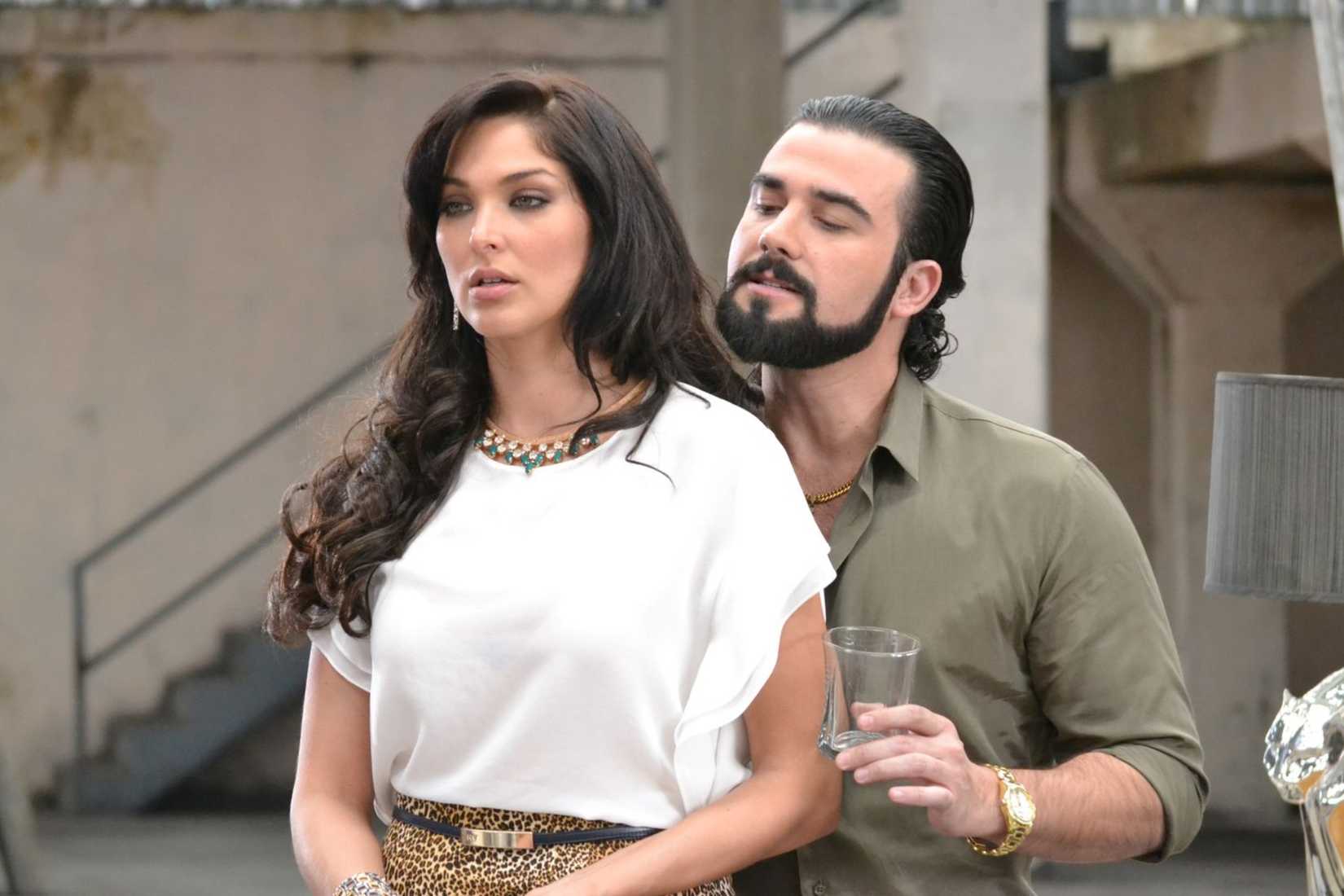 Señora Acero