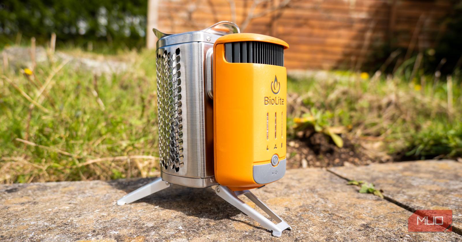 Charge Your Smartphone With Fire: BioLite CampStove 2+ Review