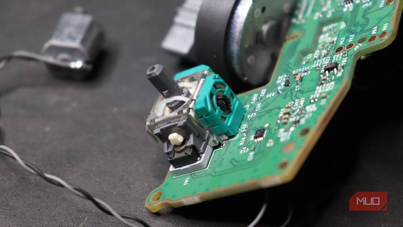 Xbox Controller Drifting? Here's How to Fix That
